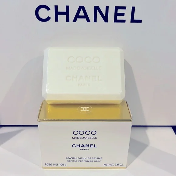 Chanel CoCo Mademoiselle gentle soap - Picture 2 of 7